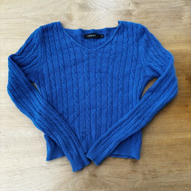 Königsblauer Pullover mit V-Ausschnitt 