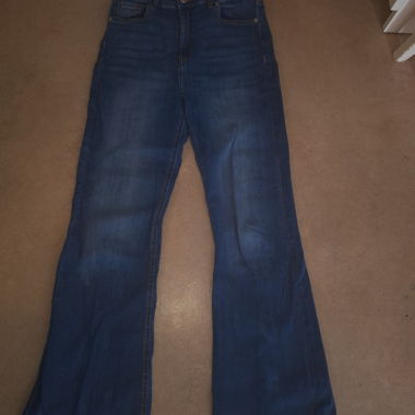 blue flared jeans