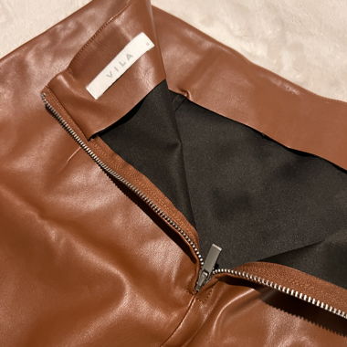 Jupe marron effet cuir