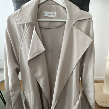 Leichter Mantel von Mango