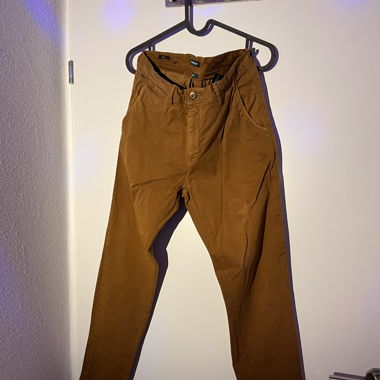 Scotch and Soda Chinohose