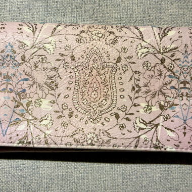 Rosa Damenportemonnaie mit Blumenmuster
