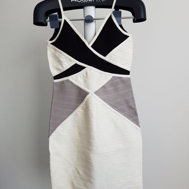 Stilvolles Bandagekleid in Schwarz, Weiss, Beige