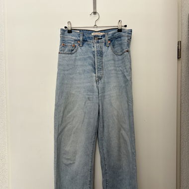 Levi’s Jeans