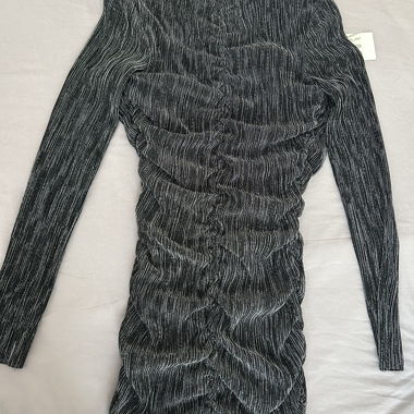 Silber-schwarzes Kleid