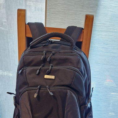 « dicota » Rucksack mit mehreren Taschen