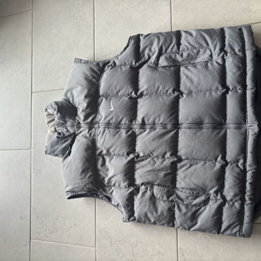Gilet matelassé Nike gris