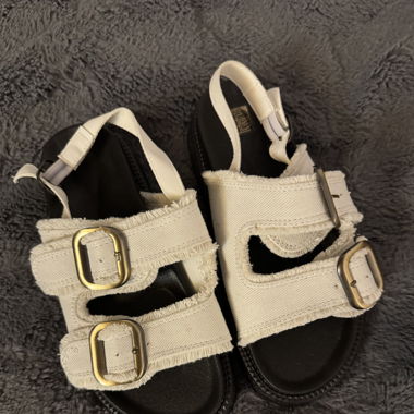 Sandalen