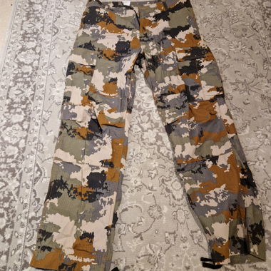 Carhartt Camo Cargo Pants