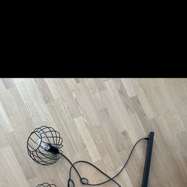 Lampe mit Birne 
