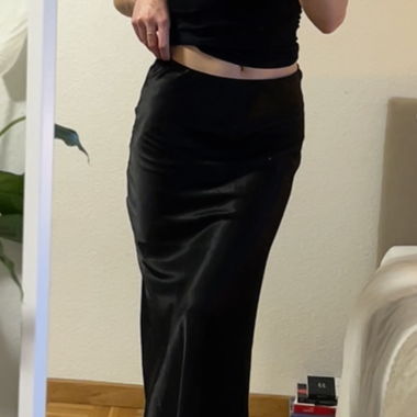 Midi skirt