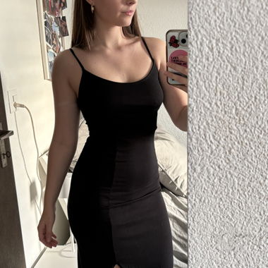 Schwarzes Kleid