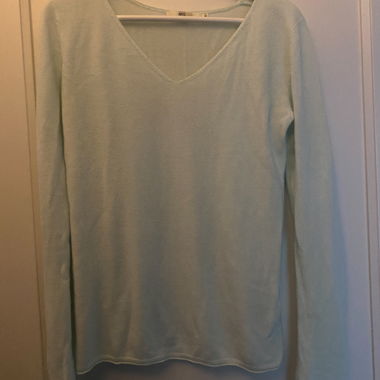 Leichter Pullover Hellblau