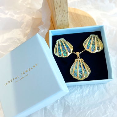 Shell Jewelry Set with Mother-of-Pearl, Gold Plated