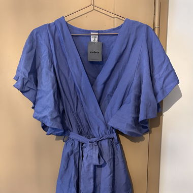 Blaues Kleid