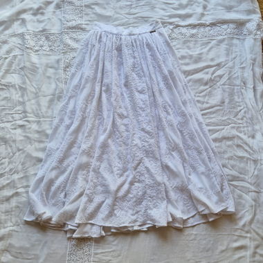 White Guess Ankle-Length Lace Skirt