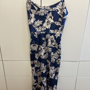 Floral-Spaghetti-Trägerkleid