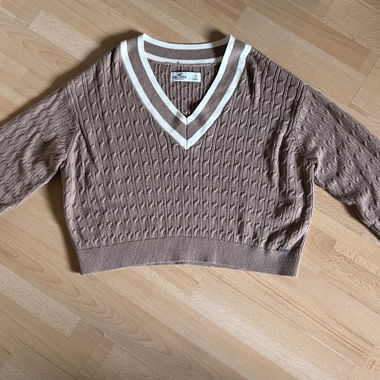 Pull Hollister brun col V