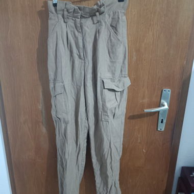 Light baggy pants
