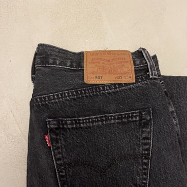 LEVI Jeans 501 W32 L34
