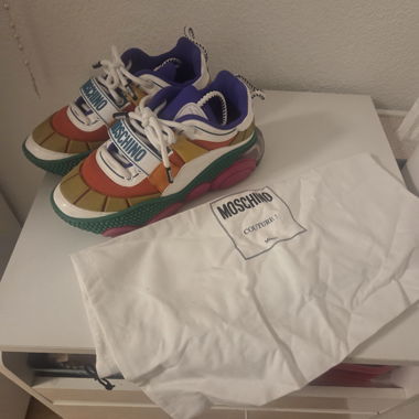 Sneakers Moschino
