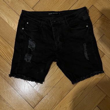 Short en jean noir