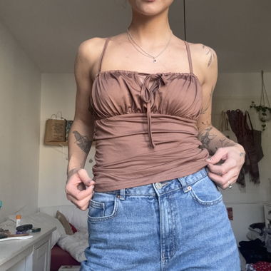 Brown top