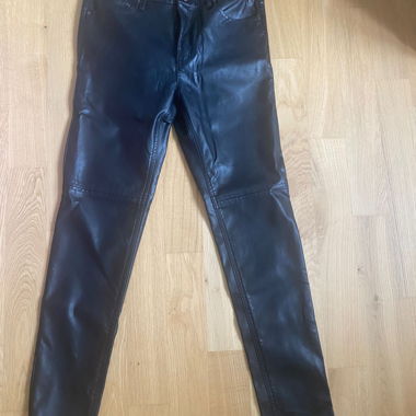 Coole Kunslederhose