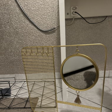 Schmuck aufhängen 