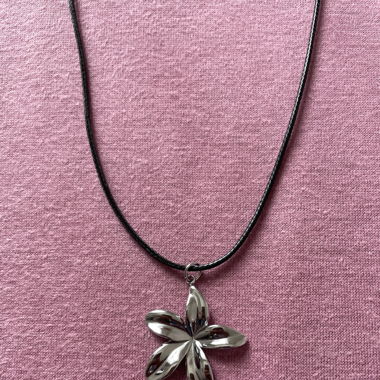 Collier fleur