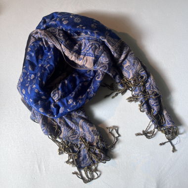Écharpe bleue