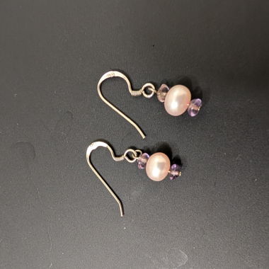 Boucles d'oreilles perles et amethyste