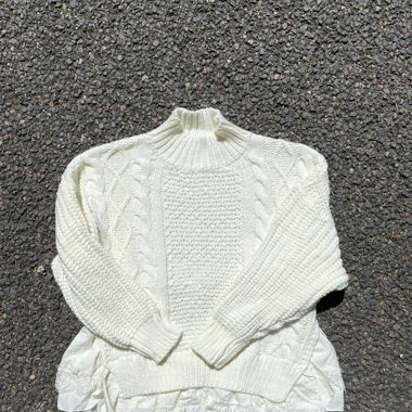 Pull crème & dentelle 