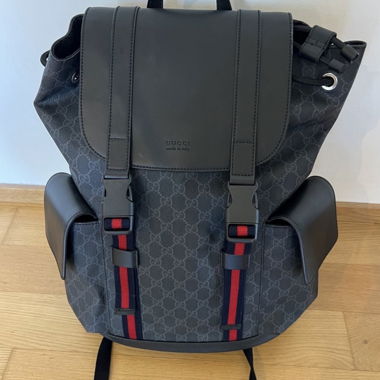 Gucci Soft Rucksack GG Supreme 