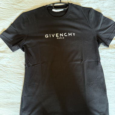 Givenchy schwarzes T-Shirt