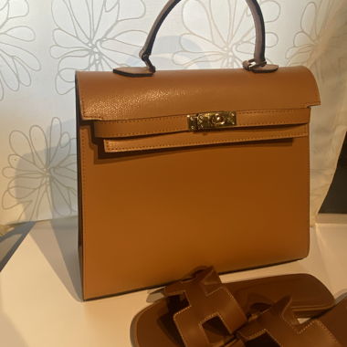 Leather bag in Hermes-style Kelly
