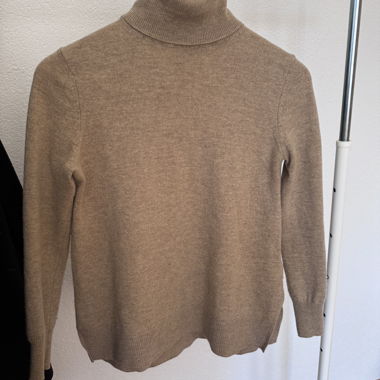 Massimo Dutti wool-cashmere roll-neck sweater XS