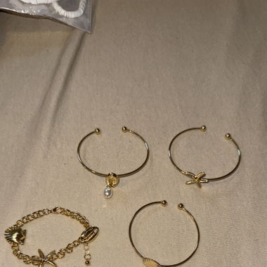 Bracelet Set