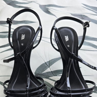 Stilettos shoes 