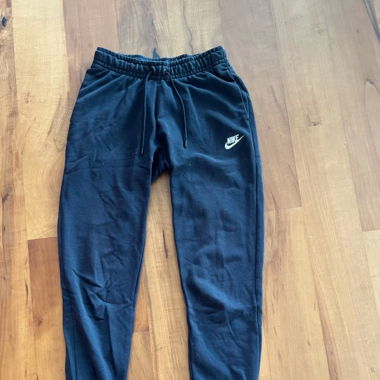 Nike Jogginghose, Grösse XS, schwarz