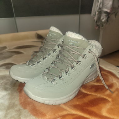 Beige Frauen Skechers Stiefel