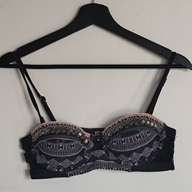 Bikini-Oberteil schwarz gemustert