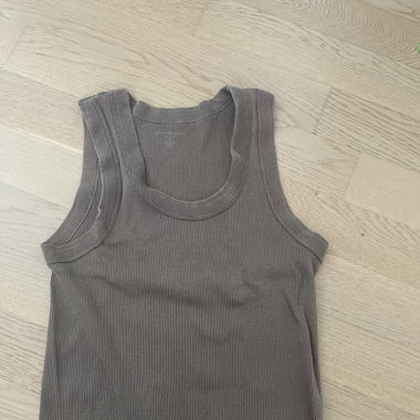 Braun top