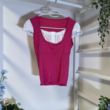 Two-in-One Top mit verspielten Blusenärmeln – S/M