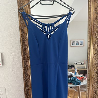 Robe dos nu bleu