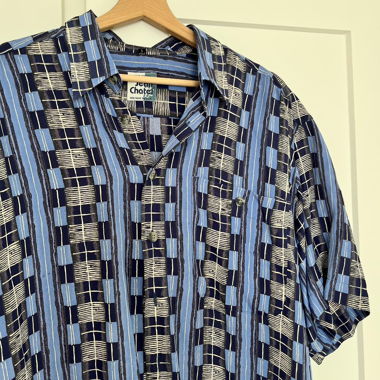 Summer button up shirt with pattern