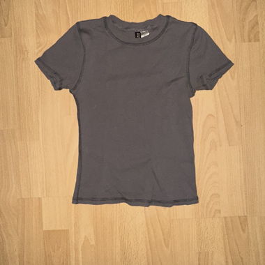 Graues Ribbed T-Shirt – H&M Divided