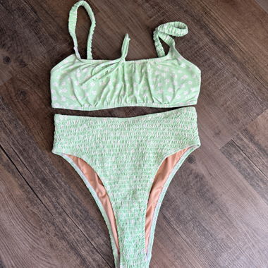 Two-piece Bikini in Mint with White Blouses