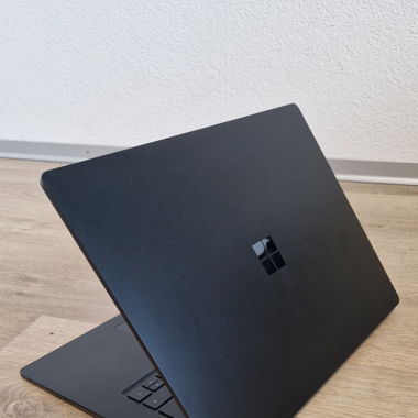 Surface Laptop 5