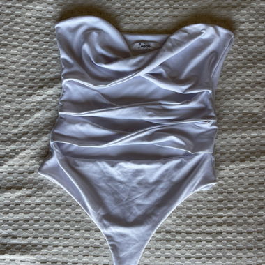 Body bianco aperto